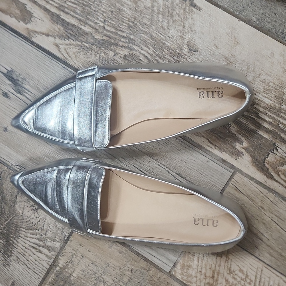 ANA silver flats